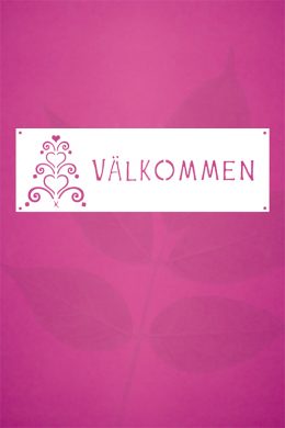 "VÄLKOMMNANDE HJÄRTERANKA" vacker skylt som blir ett blickfång på dörr / fasad från Trådspira Dalarna Mora. Uppskattad present vid många högtider.